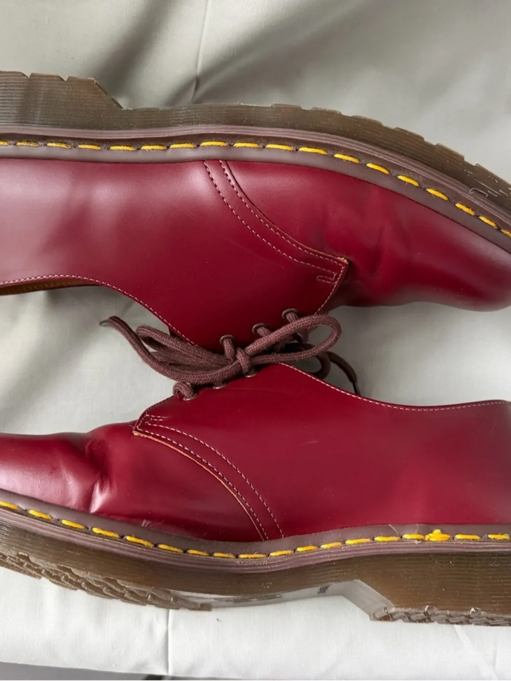 Doc Marten Men's Burgundy made in England 1461 (shoe A 0198)